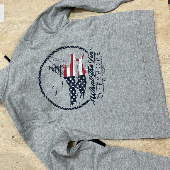What The Fin Men's Off Shore Performance USA Fleece Gray Hoodie NWT - Picture 2 of 5